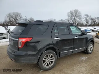2014 Ford Explorer XLT with VIN 1FM5K8D87EGC39487, listed as a Copart auction lot 44921535 with 127,804 mi miles and Salvage Title. Bid and sale history available at carsss.com. Image 3.