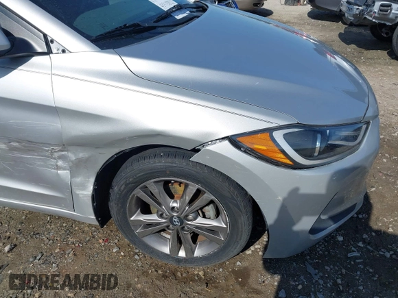 2017 Hyundai Elantra Limited z VIN 5NPD84LF6HH062986, wystawiony jako IAAI lot #41913822 z przebiegiem 163 618 mil mil oraz . Historia ofert i sprzedaży dostępna na DreamBid. Obrazek 17.