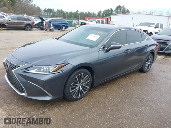 2022 Lexus ES 350 z VIN 58ADZ1B12NU125587, wystawiony jako IAAI lot #41293742 z przebiegiem 52 570 mil mil oraz . Historia ofert i sprzedaży dostępna na DreamBid. Obrazek 2.