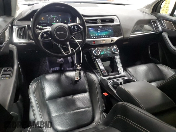 2020 Jaguar I-Pace SE z VIN SADHC2S13L1F80362, wystawiony jako Copart lot #44034395 z przebiegiem 67 050 mil mil oraz Szkoda całkowita • Salvage title. Historia ofert i sprzedaży dostępna na DreamBid. Obrazek 8.