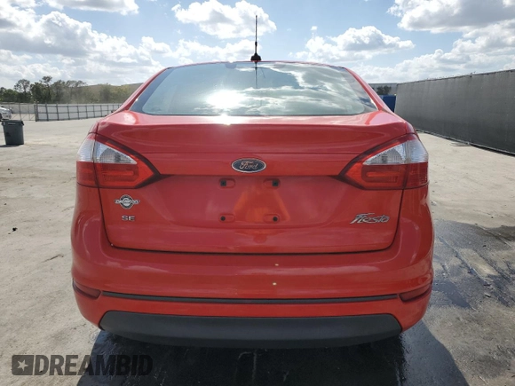 2015 Ford Fiesta SE z VIN 3FADP4BJXFM219540, wystawiony jako Copart lot #54780125 z przebiegiem 163 370 mil mil oraz Szkoda całkowita • Salvage title. Historia ofert i sprzedaży dostępna na DreamBid. Obrazek 6.