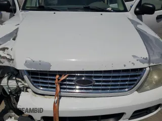2005 Ford Explorer XLT с VIN 1FMZU63K75UA93316, выставлен на аукционе Copart как лот 61532905 с пробегом 187 189 миль миль и Списание • Salvage title. История ставок и продаж доступна на DreamBid. Изображение 12.
