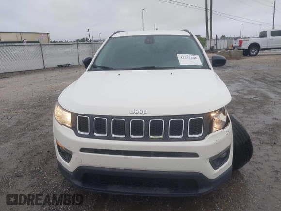 2018 Jeep Compass Latitude with VIN 3C4NJCBB9JT495368, listed as a IAAI auction lot 42232226 with 44,143 mi miles and . Bid and sale history available at DreamBid. Image 12.