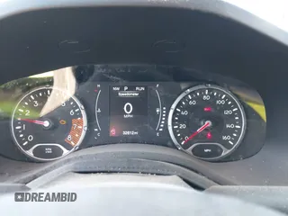 2021 Jeep Renegade Upland with VIN ZACNJDAB6MPM42885, listed as a IAAI auction lot 42013505 with 32,612 mi miles and . Bid and sale history available at DreamBid. Image 7.