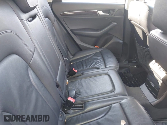 2014 Audi Q5 Premium Plus z VIN WA1DGAFP7EA079220, wystawiony jako IAAI lot #41880377 z przebiegiem 216 759 mil mil oraz . Historia ofert i sprzedaży dostępna na DreamBid. Obrazek 8.