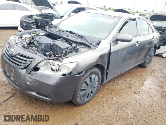 2008 Toyota Camry LE z VIN 4T4BE46K58R034841, wystawiony jako Copart lot #42176215 z przebiegiem Nie podano mil oraz Nie do naprawy • Non repairable. Historia ofert i sprzedaży dostępna na DreamBid. Obrazek 1.
