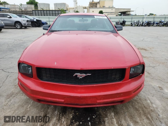 2005 Ford Mustang Deluxe с VIN 1ZVFT80N155125415, выставлен на аукционе Copart как лот 60487925 с пробегом 151 801 миль миль и Списание • Salvage title. История ставок и продаж доступна на DreamBid. Изображение 5.