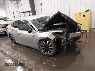 2018 Nissan Altima SR with VIN 1N4AL3AP6JC227532, listed as a IAAI auction lot 41767558 with 93,871 mi miles and . Bid and sale history available at carsss.com. Image 1.