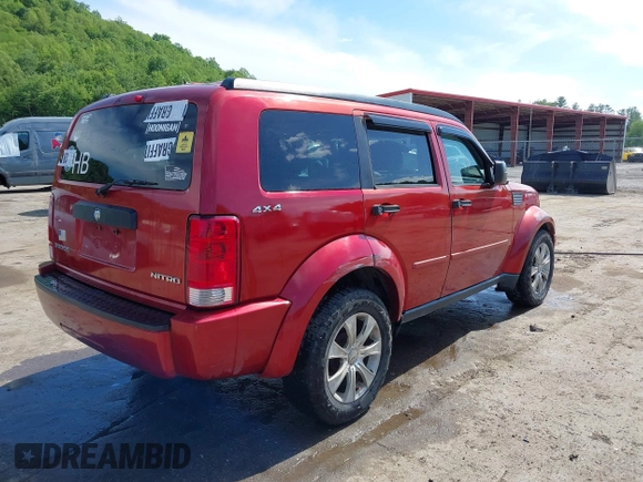 2010 Dodge Nitro Heat z VIN 1D4PU4GK5AW174777, wystawiony jako IAAI lot #42290362 z przebiegiem 165 537 mil mil oraz . Historia ofert i sprzedaży dostępna na DreamBid. Obrazek 4.