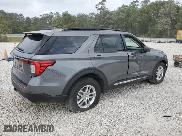 2025 Ford Explorer Active with VIN 1FMUK7DH2SGA28019, listed as a Copart auction lot 51814125 with 637 mi miles and Salvage Title. Bid and sale history available at carsss.com. Image 3.