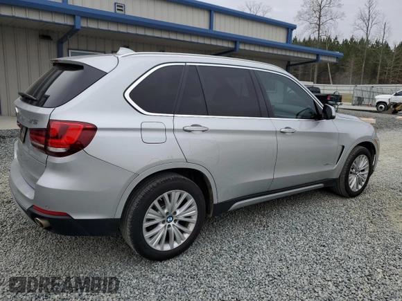2017 BMW X5 xDrive35d with VIN 5UXKS4C35H0Y16261, listed as a Copart auction lot 48202995 with 166,015 mi miles and Salvage Title. Bid and sale history available at carsss.com. Image 3.