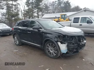 2017 Lincoln MKX Reserve with VIN 2LMPJ8LR4HBL25622, listed as a IAAI auction lot 41729037 with 113,850 mi miles. Bid and sale history available at carsss.com. Image 1.