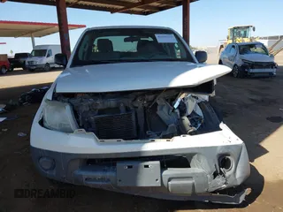 2016 Nissan Frontier S z VIN 1N6AD0ER3GN702906, wystawiony jako IAAI lot #42563222 z przebiegiem 128 053 mil mil oraz . Historia ofert i sprzedaży dostępna na DreamBid. Obrazek 13.