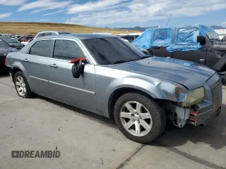 2007 Chrysler 300 Signature with VIN 2C3KA53G67H827796, listed as a Copart auction lot 71590594 with 169,547 mi miles and Salvage Title. Bid and sale history available at carsss.com. Image 4.