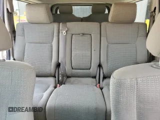 2006 Jeep Commander z VIN 1J8HG48K36C263515, wystawiony jako Copart lot #59080765 z przebiegiem 167 635 mil mil oraz Szkoda całkowita • Salvage title. Historia ofert i sprzedaży dostępna na DreamBid. Obrazek 10.