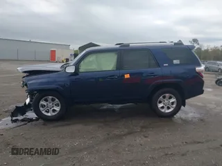 2022 Toyota 4Runner SR5 with VIN JTEMU5JR0N6028851, listed as a IAAI auction lot 41972880 with 38,484 mi miles and . Bid and sale history available at DreamBid. Image 14.