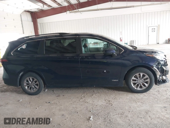 2021 Toyota Sienna LE z VIN 5TDKRKEC3MS070561, wystawiony jako IAAI lot #42331063 z przebiegiem 56 413 mil mil oraz . Historia ofert i sprzedaży dostępna na DreamBid. Obrazek 14.