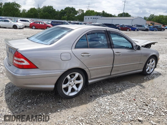 2007 Mercedes-Benz C 230 Sport with VIN WDBRF52H77E026905, listed as a Copart auction lot 58012235 with 148,975 mi miles and Salvage title. Bid and sale history available at DreamBid. Image 3.