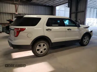 2015 Ford Utility Police Interceptor with VIN 1FM5K8AR3FGA78635, listed as a Copart auction lot 71081524 with 155,655 mi miles and Salvage Title. Bid and sale history available at carsss.com. Image 3.