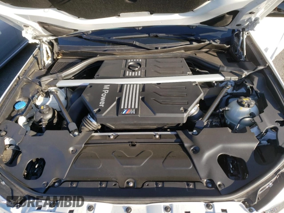 2021 BMW X4 M z VIN 5YMUJ0C01M9F44884, wystawiony jako Copart lot #66311342 z przebiegiem 13 901 mil mil oraz . Historia ofert i sprzedaży dostępna na DreamBid. Obrazek 7.