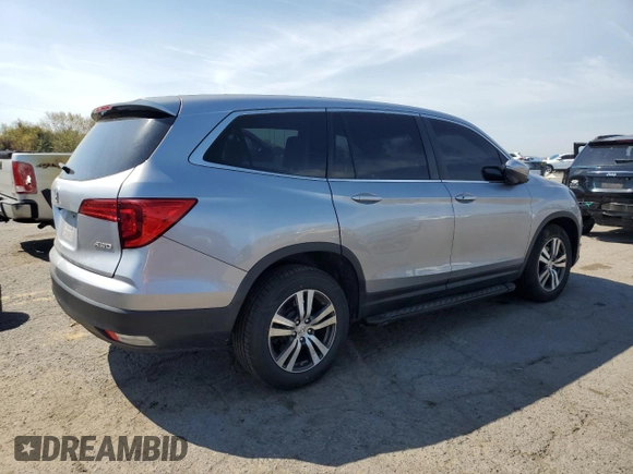 2017 Honda Pilot EX with VIN 5FNYF6H31HB048722, listed as a Copart auction lot 53606135 with 106,538 mi miles and Salvage Title. Bid and sale history available at DreamBid. Image 3.