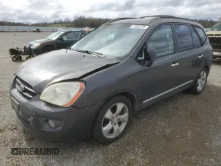 2007 Kia Rondo LX with VIN KNAFG526677091486, listed as a Copart auction lot 47625785 with 177,570 mi miles and Salvage Title. Bid and sale history available at carsss.com. Image 1.