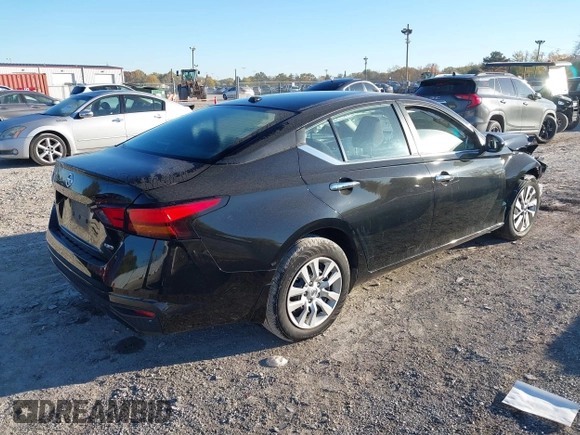 2019 Nissan Altima 2.5 S with VIN 1N4BL4BW5KC144319, listed as a IAAI auction lot 40689180 with 84,199 mi miles. Bid and sale history available at carsss.com. Image 4.