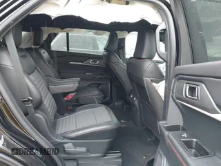 2025 Ford Explorer ST-Line with VIN 1FMUK8KHXSGB31438, listed as a IAAI auction lot 41895575 with 721 mi miles. Bid and sale history available at carsss.com. Image 8.