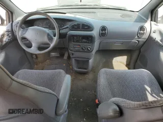 2000 Dodge Caravan z VIN 2B4GP24G9YR866372, wystawiony jako Copart lot #67714764 z przebiegiem 170 123 mil mil oraz Szkoda całkowita • Salvage title. Historia ofert i sprzedaży dostępna na DreamBid. Obrazek 8.