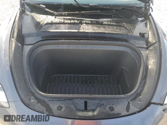 2020 Tesla Model Y Long Range with VIN 5YJYGDEE8LF045798, listed as a Copart auction lot 53689115 with 35,882 mi miles and Salvage Title. Bid and sale history available at DreamBid. Image 11.