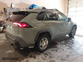 2022 Toyota RAV4 Hybrid XLE with VIN 2T3RWRFV1NW133432, listed as a IAAI auction lot 41561305 with 35,042 mi miles. Bid and sale history available at carsss.com. Image 4.