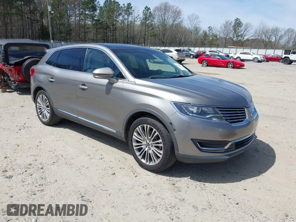 2017 Lincoln MKX Reserve z VIN 2LMPJ8LR4HBL41092, wystawiony jako IAAI lot #41815783 z przebiegiem 104 578 mil mil oraz . Historia ofert i sprzedaży dostępna na DreamBid. Obrazek 1.