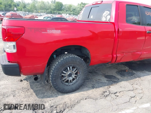 2012 Toyota Tundra z VIN 5TFUY5F16CX231794, wystawiony jako IAAI lot #42454478 z przebiegiem 249 756 mil mil oraz . Historia ofert i sprzedaży dostępna na DreamBid. Obrazek 20.