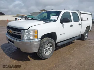 2014 Chevrolet Silverado 2500HD Work Truck with VIN 1GC1CVCG9EF130994, listed as a IAAI auction lot 41888918 with 133,221 mi miles. Bid and sale history available at carsss.com. Image 17.