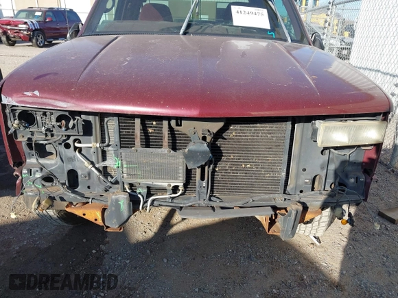 1998 Chevrolet Silverado 1500 with VIN 2GCEC19R6W1108849, listed as a IAAI auction lot 41249475 with 105,709 mi miles and . Bid and sale history available at DreamBid. Image 6.