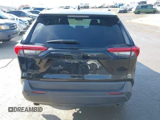 2021 Toyota RAV4 XLE with VIN 2T3W1RFV8MW124601, listed as a IAAI auction lot 41515953 with 48,336 mi miles. Bid and sale history available at carsss.com. Image 16.