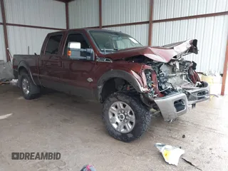 2015 Ford F-250 Lariat z VIN 1FT7W2BT5FEC34212, wystawiony jako IAAI lot #42165231 z przebiegiem 191 860 mil mil oraz . Historia ofert i sprzedaży dostępna na DreamBid. Obrazek 1.