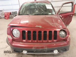 2016 Jeep Patriot Latitude with VIN 1C4NJRFB3GD707032, listed as a IAAI auction lot 41562511 with 69,693 mi miles and . Bid and sale history available at DreamBid. Image 12.