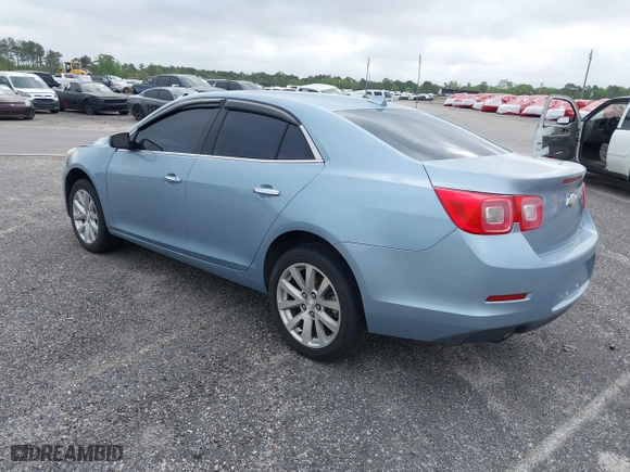 2013 Chevrolet Malibu LTZ with VIN 1G11H5SA2DU114542, listed as a IAAI auction lot 41441051 with 170,995 mi miles. Bid and sale history available at carsss.com. Image 3.