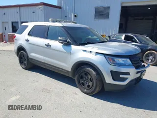2018 Ford Police Interceptor Utility с VIN 1FM5K8AR8JGA26636, выставлен на аукционе IAAI как лот 41672807 с пробегом 128 034 миль миль и . История ставок и продаж доступна на DreamBid. Изображение 1.