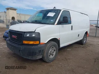 2021 GMC Savana Cargo Van with VIN 1GTW7AFP1M1307600, listed as a IAAI auction lot 41471643 with 63,565 mi miles. Bid and sale history available at carsss.com. Image 2.