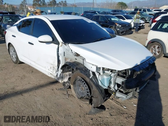 2024 Nissan Sentra S z VIN 3N1AB8BV1RY242422, wystawiony jako IAAI lot #41656999 z przebiegiem 20 254 mil mil oraz . Historia ofert i sprzedaży dostępna na DreamBid. Obrazek 1.