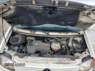 2000 Volkswagen EuroVan с VIN WV2MH4701YH035166, выставлен на аукционе Copart как лот 55680175 с пробегом 220 080 миль миль и Чистый • Clean title. История ставок и продаж доступна на DreamBid. Изображение 12.