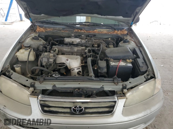 2001 Toyota Camry CE z VIN 4T1BG22K11U784435, wystawiony jako Copart lot #57150025 z przebiegiem 32 777 mil mil oraz Czysty tytuł • Clean title. Historia ofert i sprzedaży dostępna na DreamBid. Obrazek 11.
