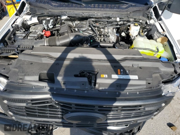 2023 Ford F-250 XL z VIN 1FTBF2AA5PEE21669, wystawiony jako Copart lot #65799754 z przebiegiem Nie podano mil oraz Czysty tytuł • Clean title. Historia ofert i sprzedaży dostępna na DreamBid. Obrazek 11.