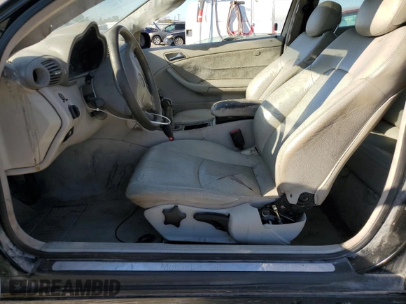 2002 Mercedes-Benz C 230/260/280/320 with VIN WDBRN47J52A307657, listed as a Copart auction lot 74555674 with 215,858 mi miles and Salvage Title. Bid and sale history available at DreamBid. Image 7.