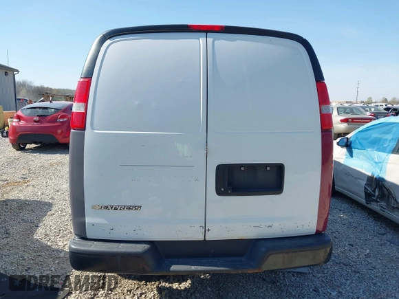 2017 Chevrolet Express Cargo Van with VIN 1GCWGAFF1H1289211, listed as a IAAI auction lot 42060982 with 81,529 mi miles. Bid and sale history available at carsss.com. Image 16.