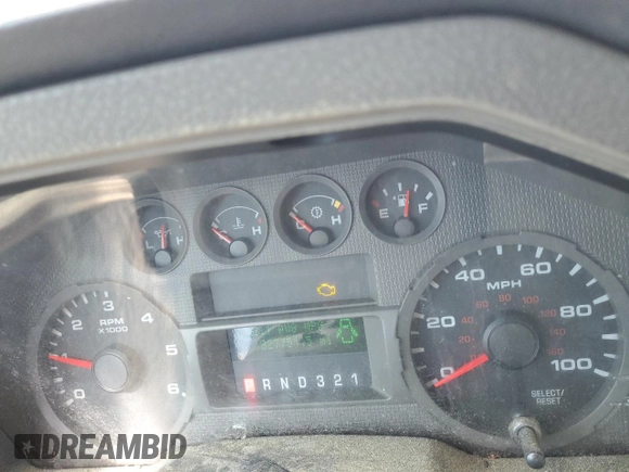 2008 Ford F-350 z VIN 1FTWF30568EA31774, wystawiony jako Copart lot #48388665 z przebiegiem 327 751 mil mil oraz Szkoda całkowita • Salvage title. Historia ofert i sprzedaży dostępna na DreamBid. Obrazek 9.