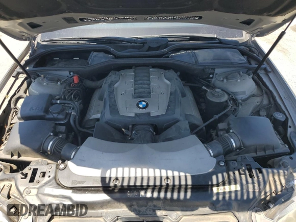 2006 BMW 7 Series 750i with VIN WBAHL83546DT02261, listed as a Copart auction lot 61686475 with 86,909 mi miles and Salvage title. Bid and sale history available at DreamBid. Image 11.
