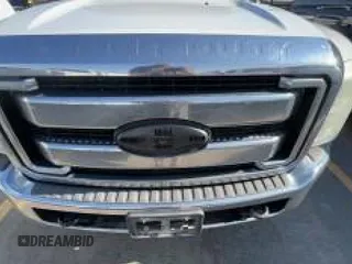 2011 Ford F-250 XL z VIN 1FT7W2B62BEA47417, wystawiony jako IAAI lot #42562387 z przebiegiem 266 722 mil mil oraz . Historia ofert i sprzedaży dostępna na DreamBid. Obrazek 1.